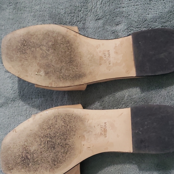 Sandals - Picture 2 of 3